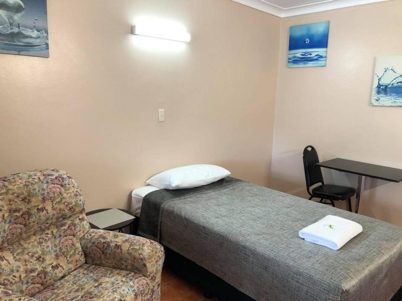 Childers Budget Accommodation Exterior photo
